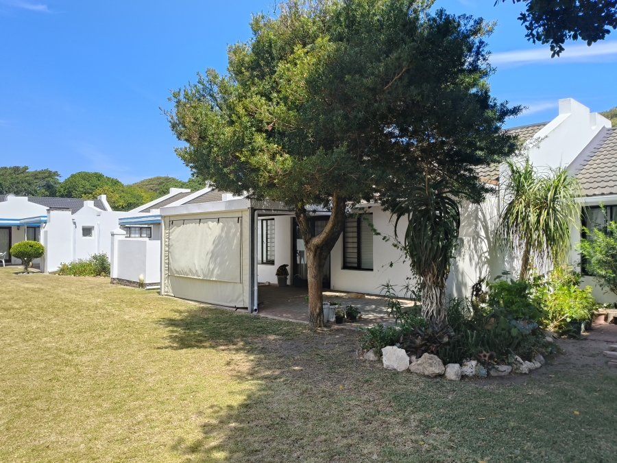2 Bedroom Property for Sale in Paradise Beach Eastern Cape